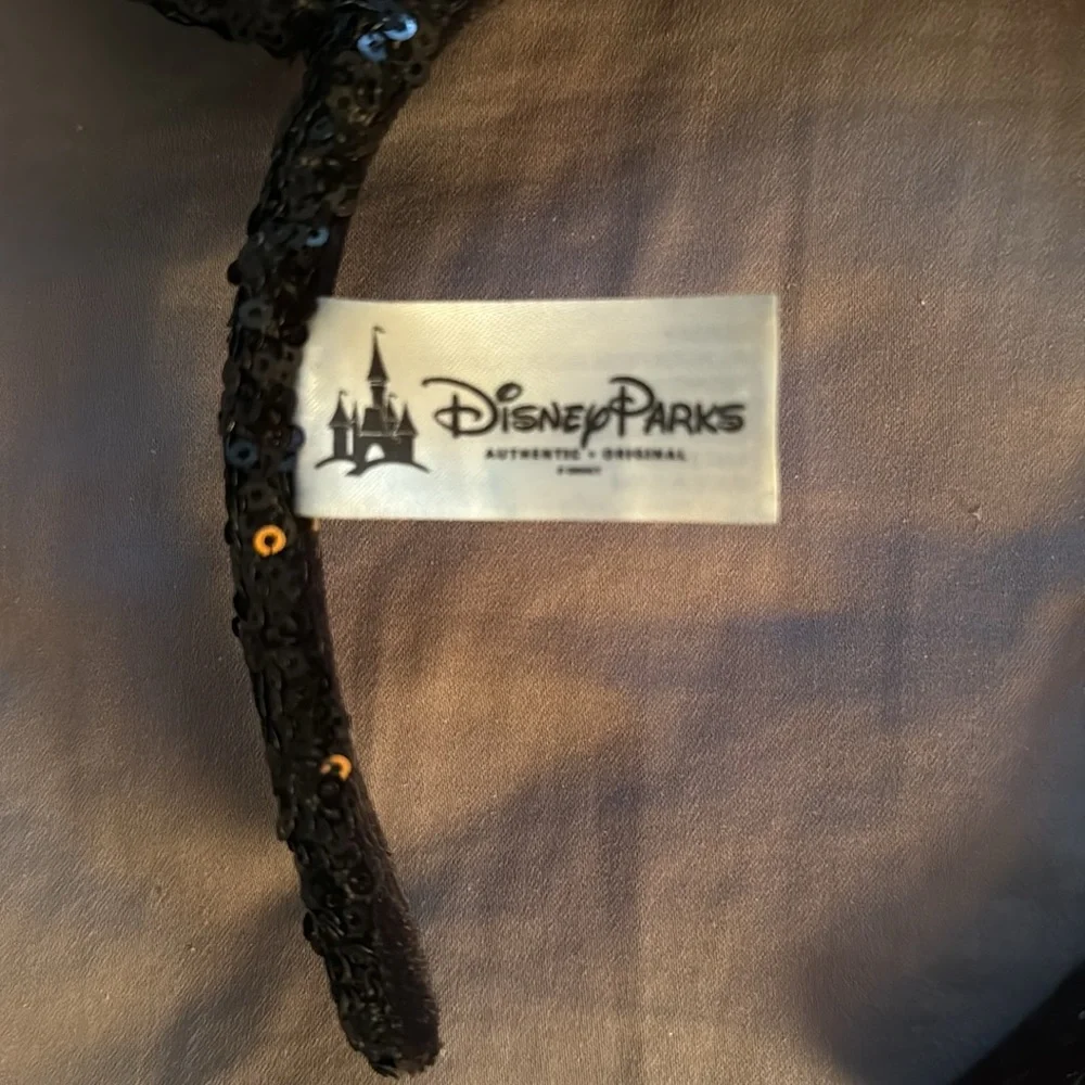 Minnie Mouse Disney sequined Headband Ears like new!